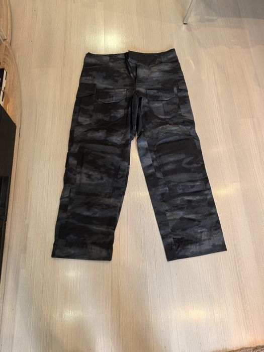 Тактически камуфлажен панталон – стил, удобство и издръжливост