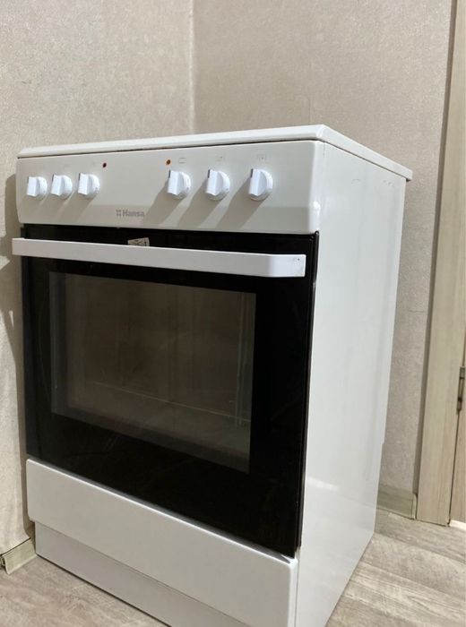 Плита Hansa, в отличном состоянии