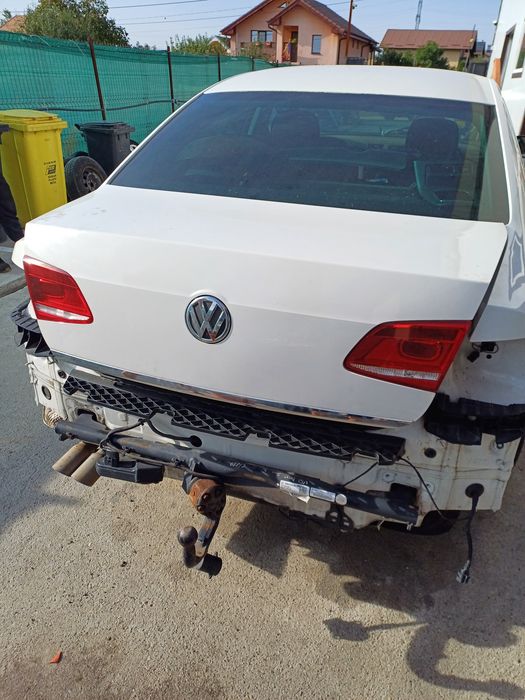 Capota portbagaj spate Volkswagen Passat B7 2012 Sedan 2.0 TDi
