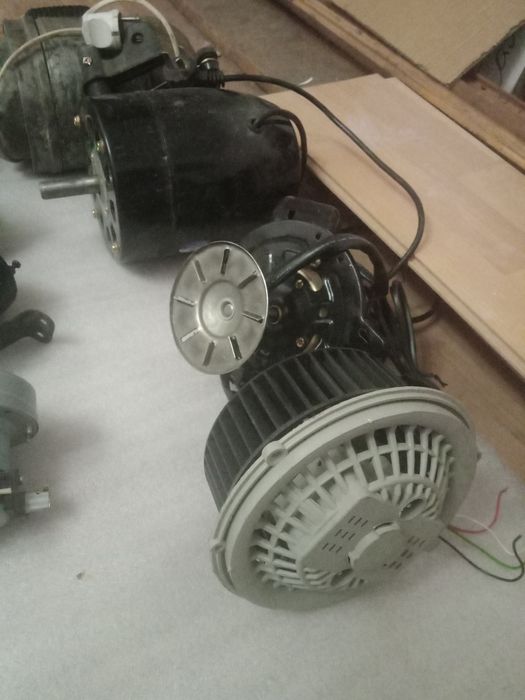 Моторы разные.продам.