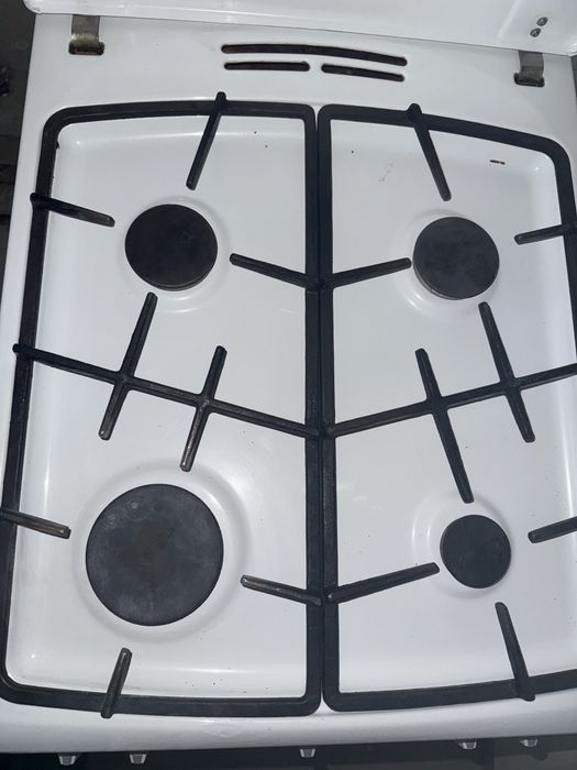 Продам газовую плиту