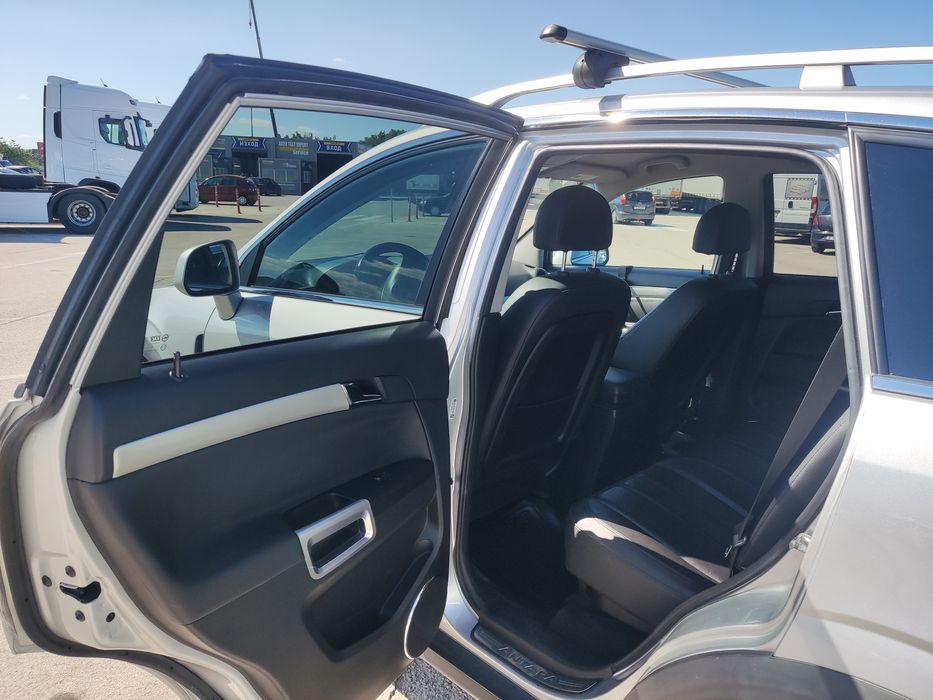 Продавам Opel Antara