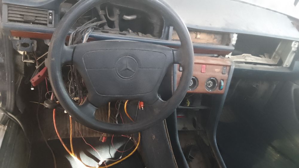 Мерседес 124 разбор