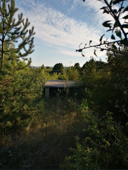 Продавам парцел на 30 км от София