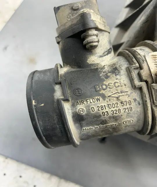 Carcasa filtru aer 55355095 55355095 Opel Astra 2005