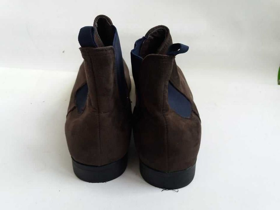 Botine ghete pantofi mar 44 marca C&A transport gratuit