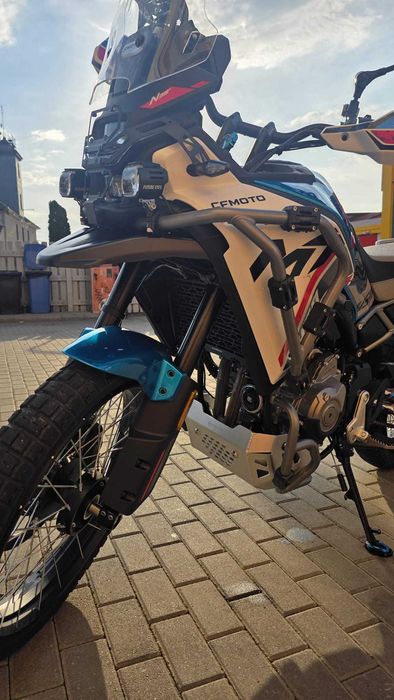 CF Moto 450 MT 2025