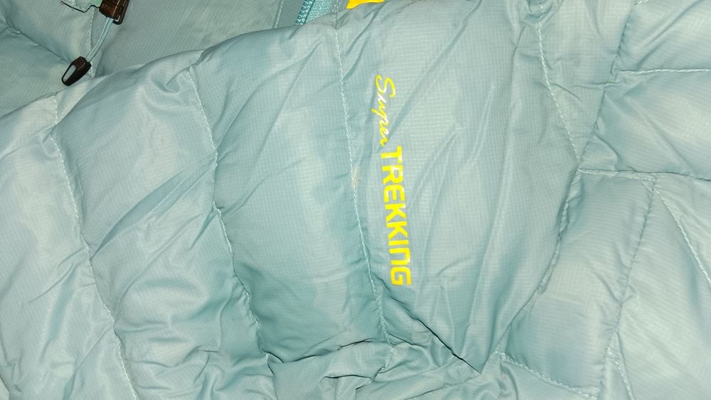 Женская куртка Adidas