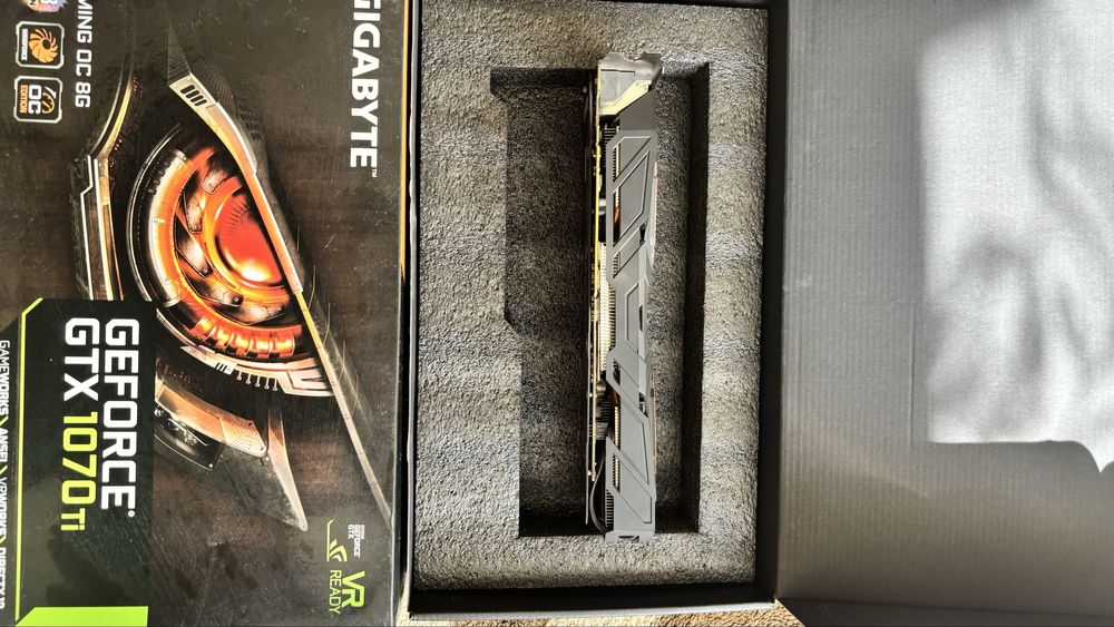 Продам видеокарту GTX 1070 ti