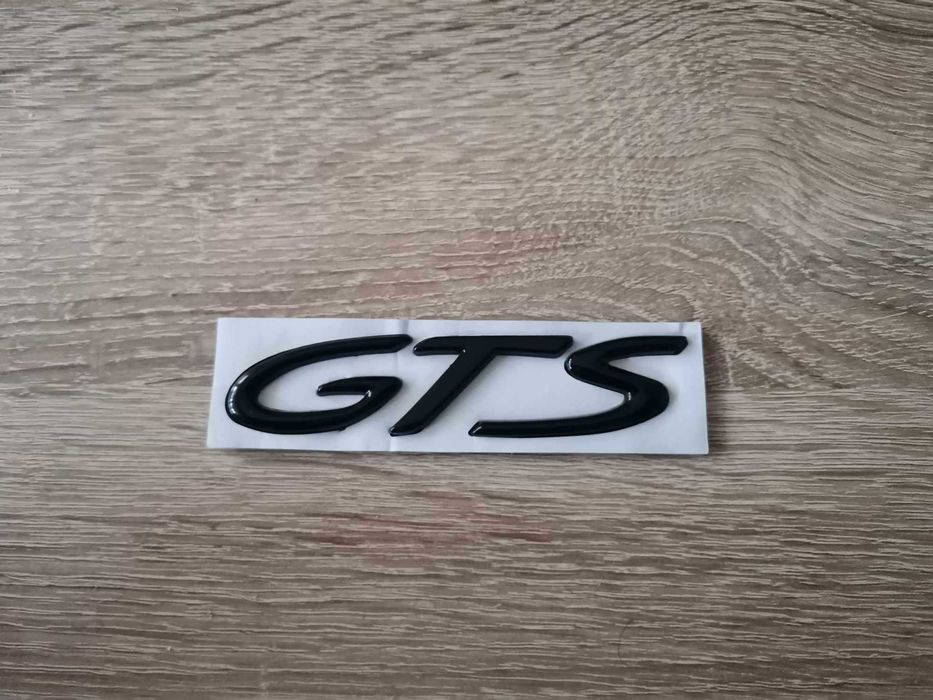 Порше Porsche GTS черен гланц надпис емблема