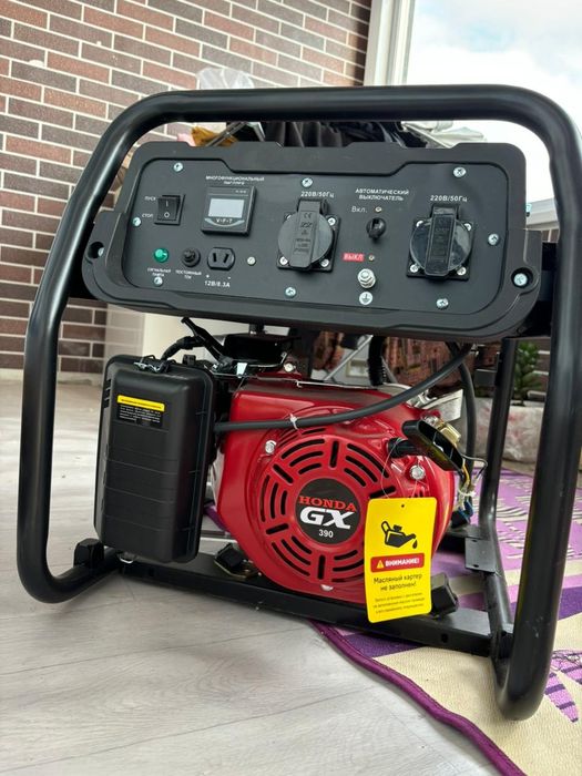 Продам бензиновый генератор