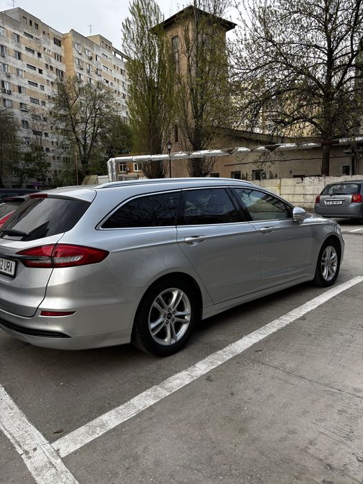 FORD Mondeo 2019 — imagine 4