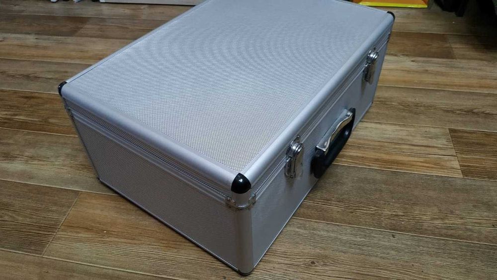 Ящик кейс чемодан алюминиевый