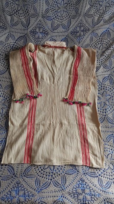 Автентични ризи от народна носия