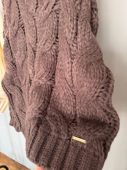 Уникален дебел пуловер