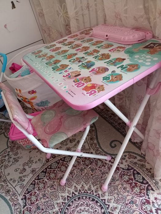 Детский школьный стол