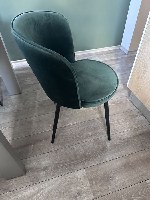 Зелен трапезен стол