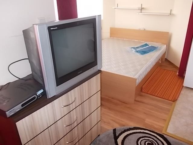 Дава се под наем Едностаен апартамент в София, Овча купел - 45 кв.м за 320 € - Снимка #2