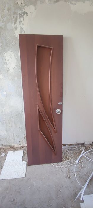 Двери б/у межкомнатные