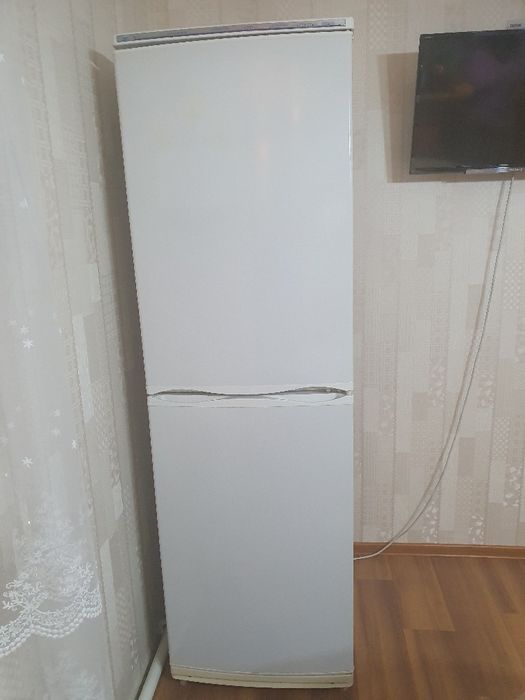 Продам холодильник