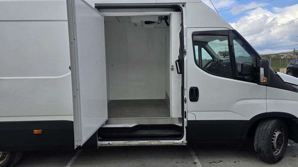 Vand Iveco Daily 35S13 | 3.5t | Furgon | Frigorifica -20°C | AUTOUTILITARĂ N1