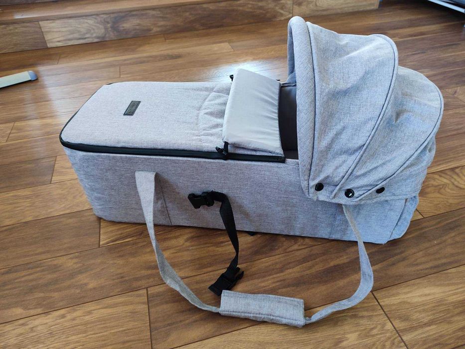 Порт-бебе (кош за новородено) EasyGo