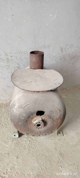 Металлическая печь газовая