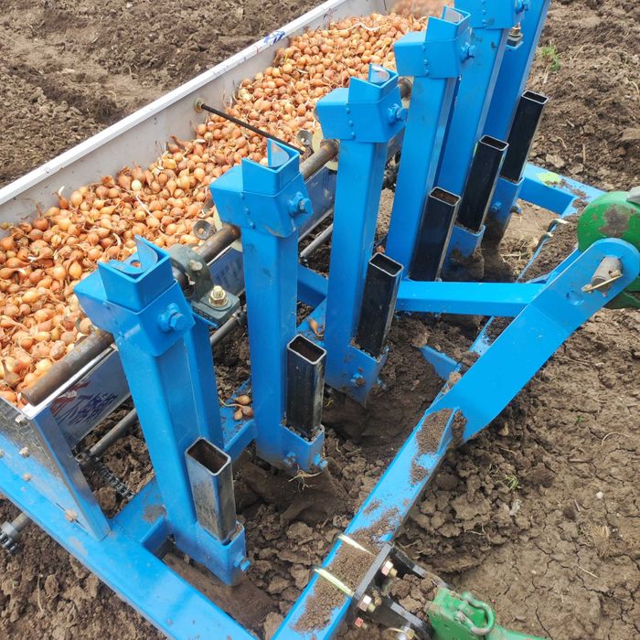 Сеялка за арпаджик /лук/ и чесън