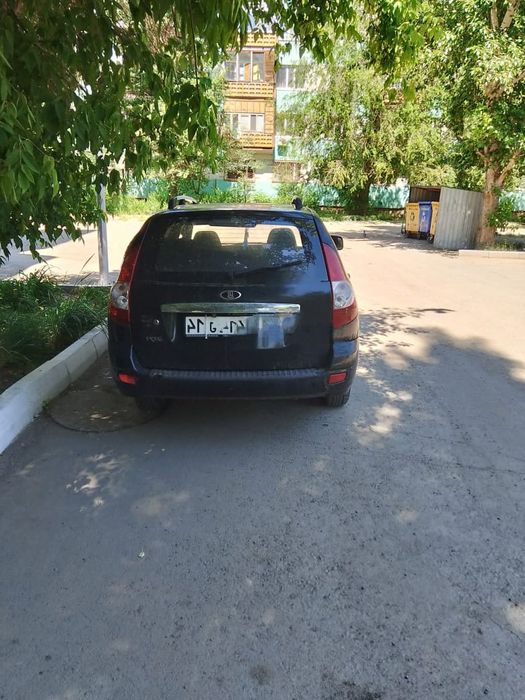 Продам авто приора универсал
