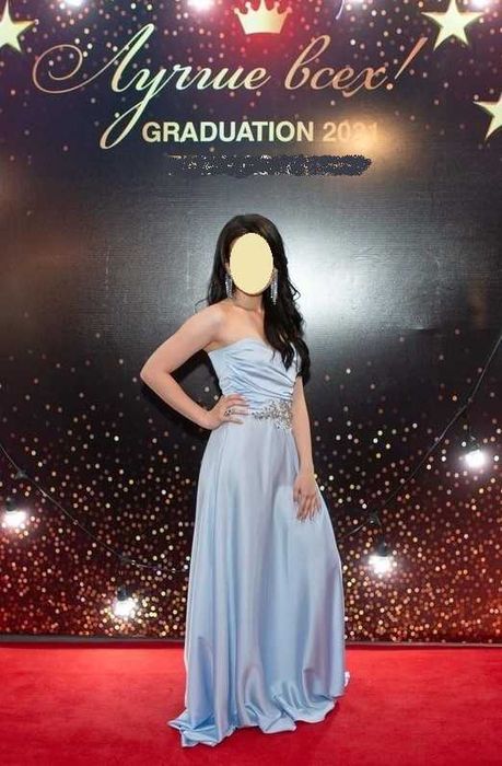 Вечернее платье для торжеств