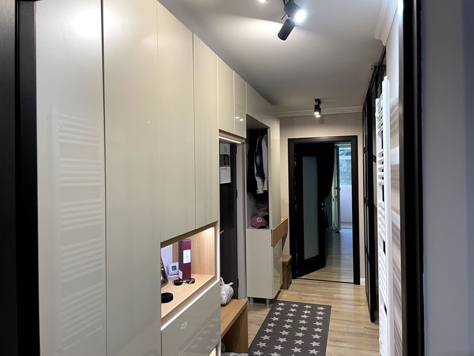 Inchiriez apart 2 camere ˝cat friendly˝ zona foarte verde si linistită