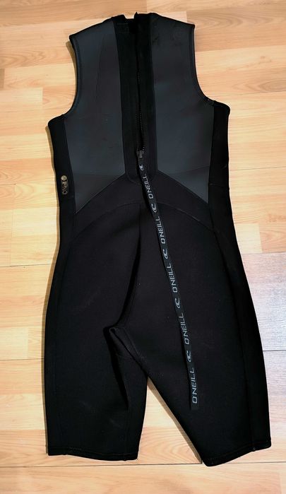 Продавам O'neil O'riginal 2/1,5 mm , размер М