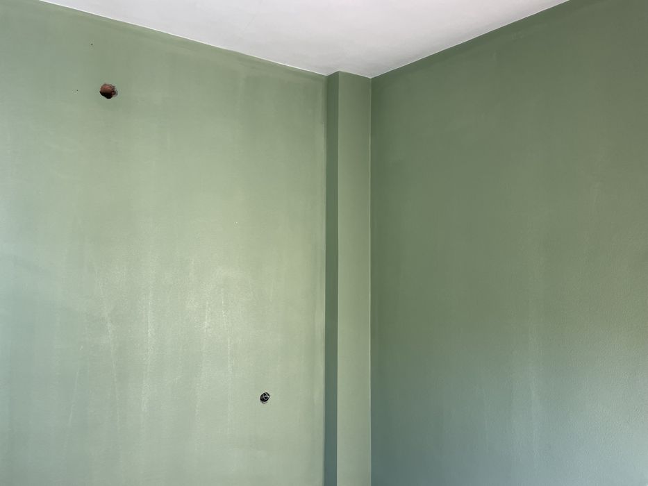 Вътрешни ремонти, обръщане на врати и прозорци, шпакловка, боядисване