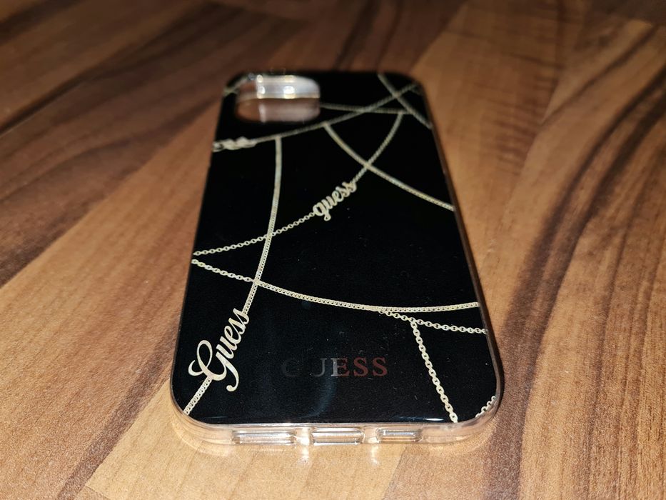Husa hibrid originala Guess Gold Chain Case Apple iPhone 12 Pro Max