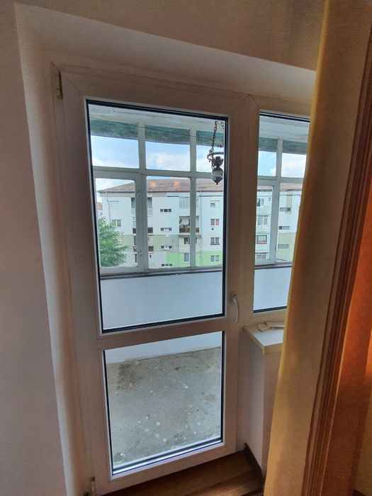 Chirie 4 camere. Vitrometan