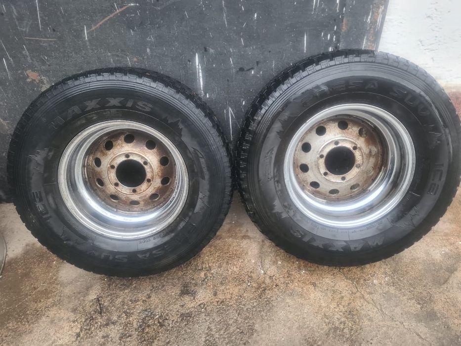 Баллоны на джип..