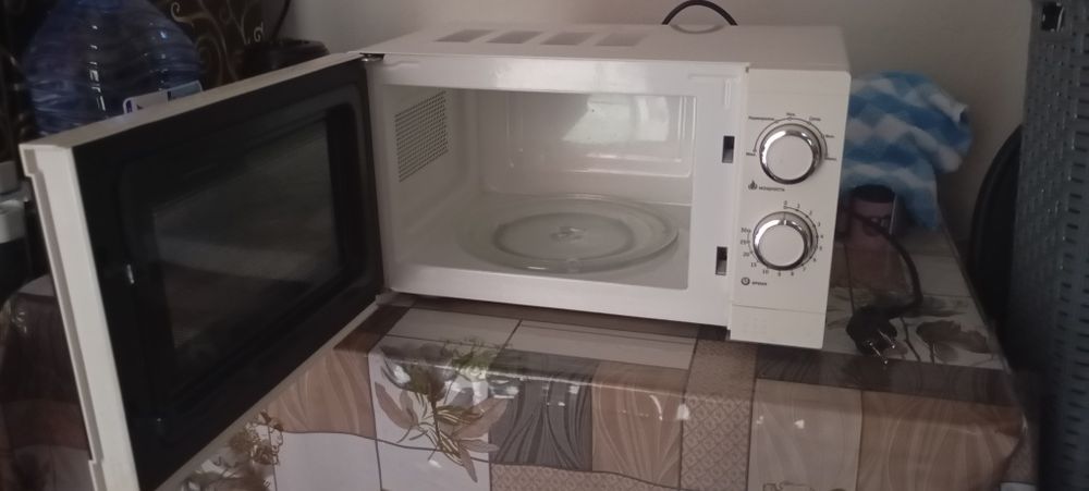 Срочно продаю микроволновку