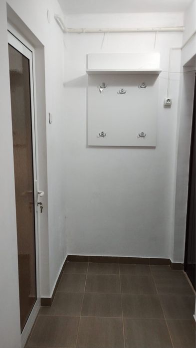 De inchiriat apartament 2 camere zona Mazepa 1