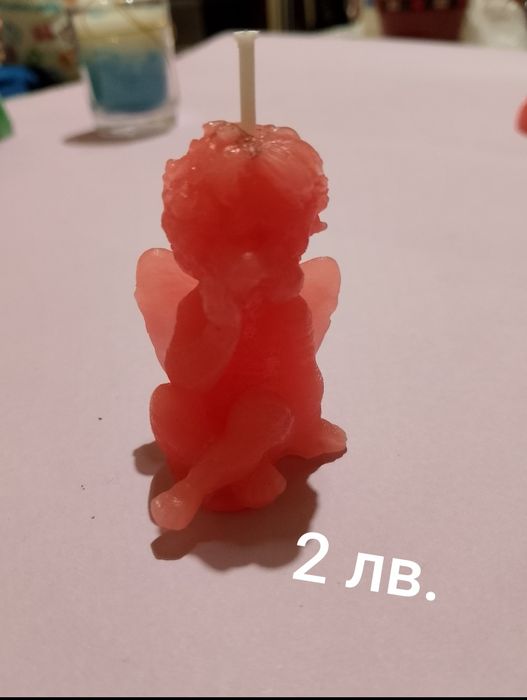 Ръчно изработени ароматни свещи за всеки повод!