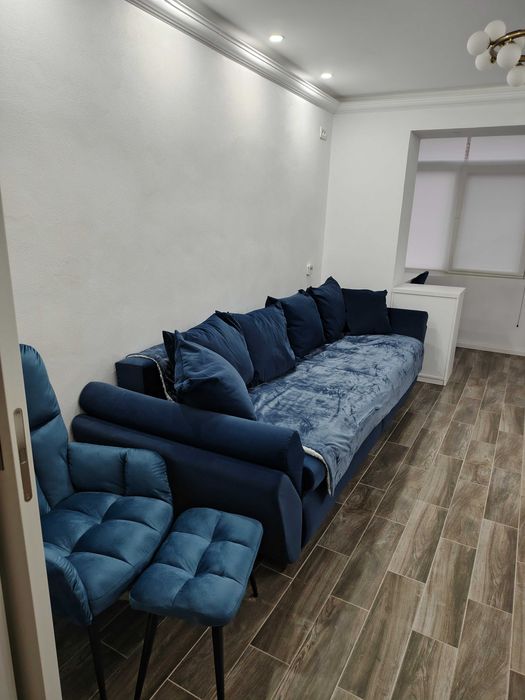 Închiriez apartament zona Lmf Lunca