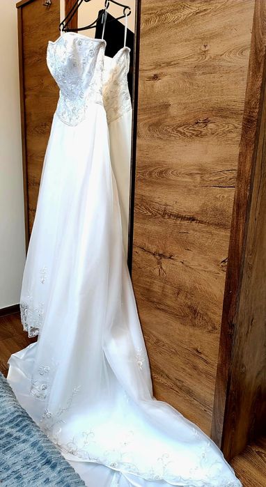 Rochie SPECTACULOASA de mireasa !