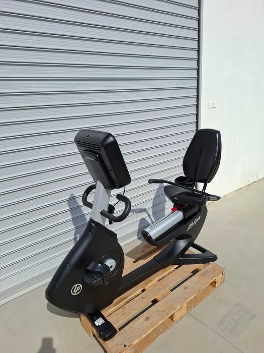 Велоергометър LIFE FITNESS 95R Discover SE Console