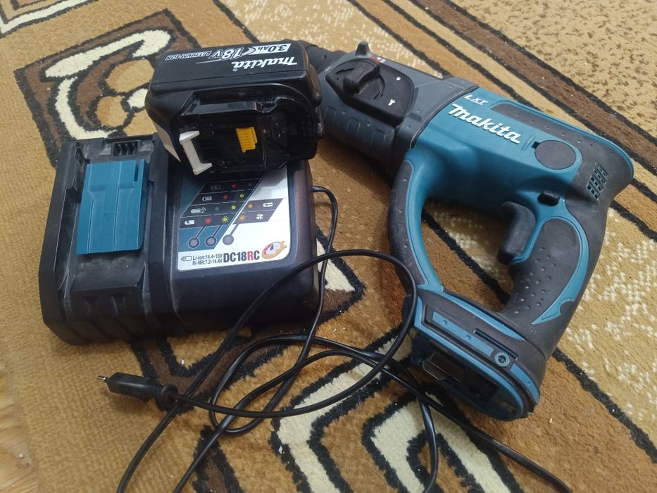 Перфоратор аккумуляторный