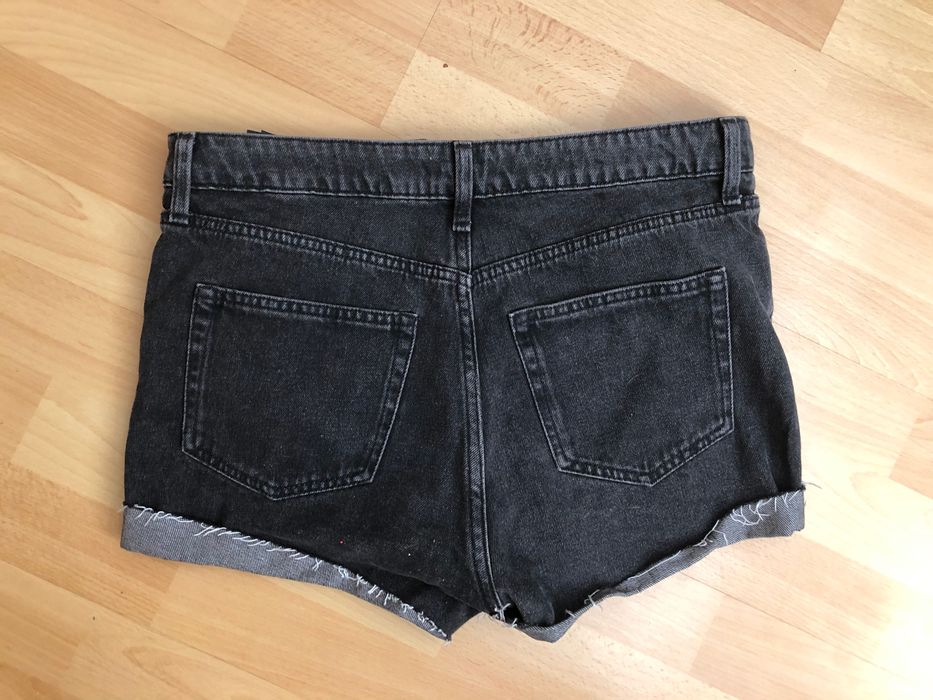 Къси дънкови панталонки H&M