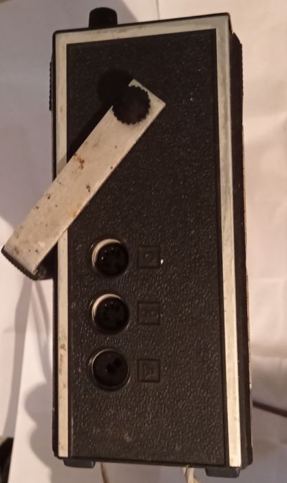 Vând sau schimb radio GLORIA funcționează,stare ca în foto.