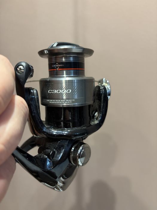 Въдица Filstar red shadow 3-5gr с макара Shimano Catana c3000