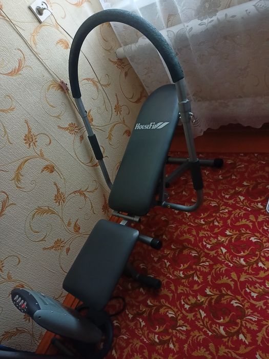 Тренажер для пресса.