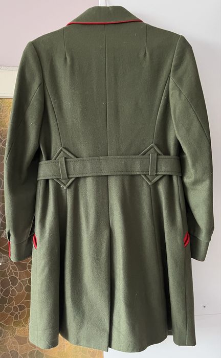 Дамско вълнено палто – тъмнозелено