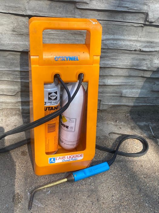 Lampa de sudura portabila cu gaz și oxigen