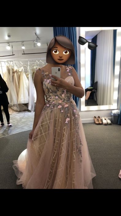 Продам платье на узату